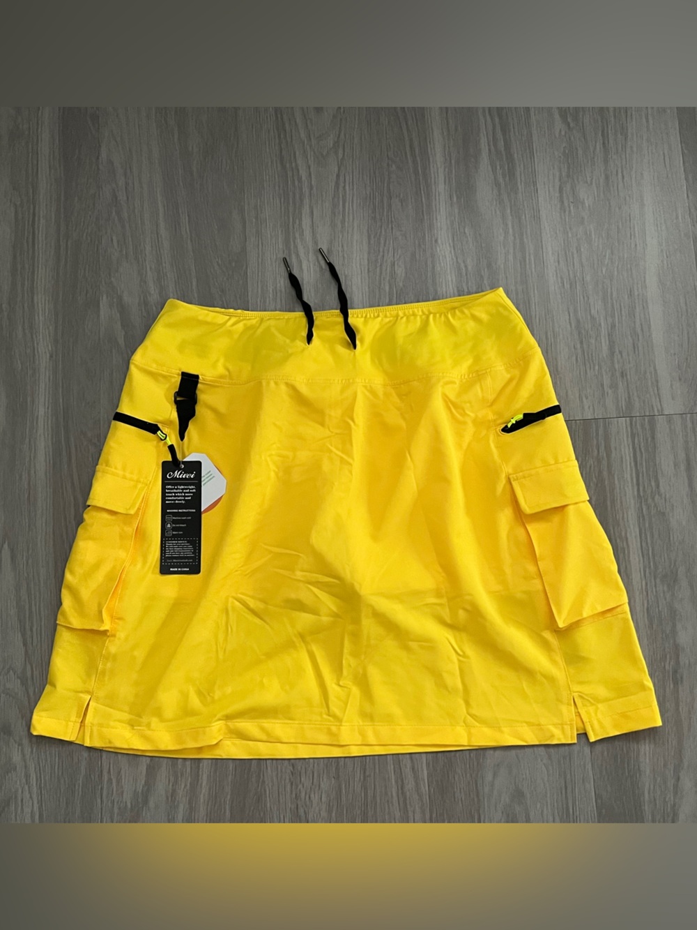 Mivei Women’s UPF 50+ Athletic Skort XL Bright Yellow Golf Tennis Hiking Cargo
